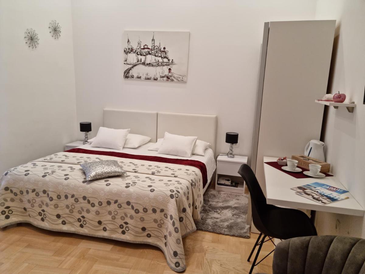 Rooms Tisa Old Town Задар Екстериор снимка