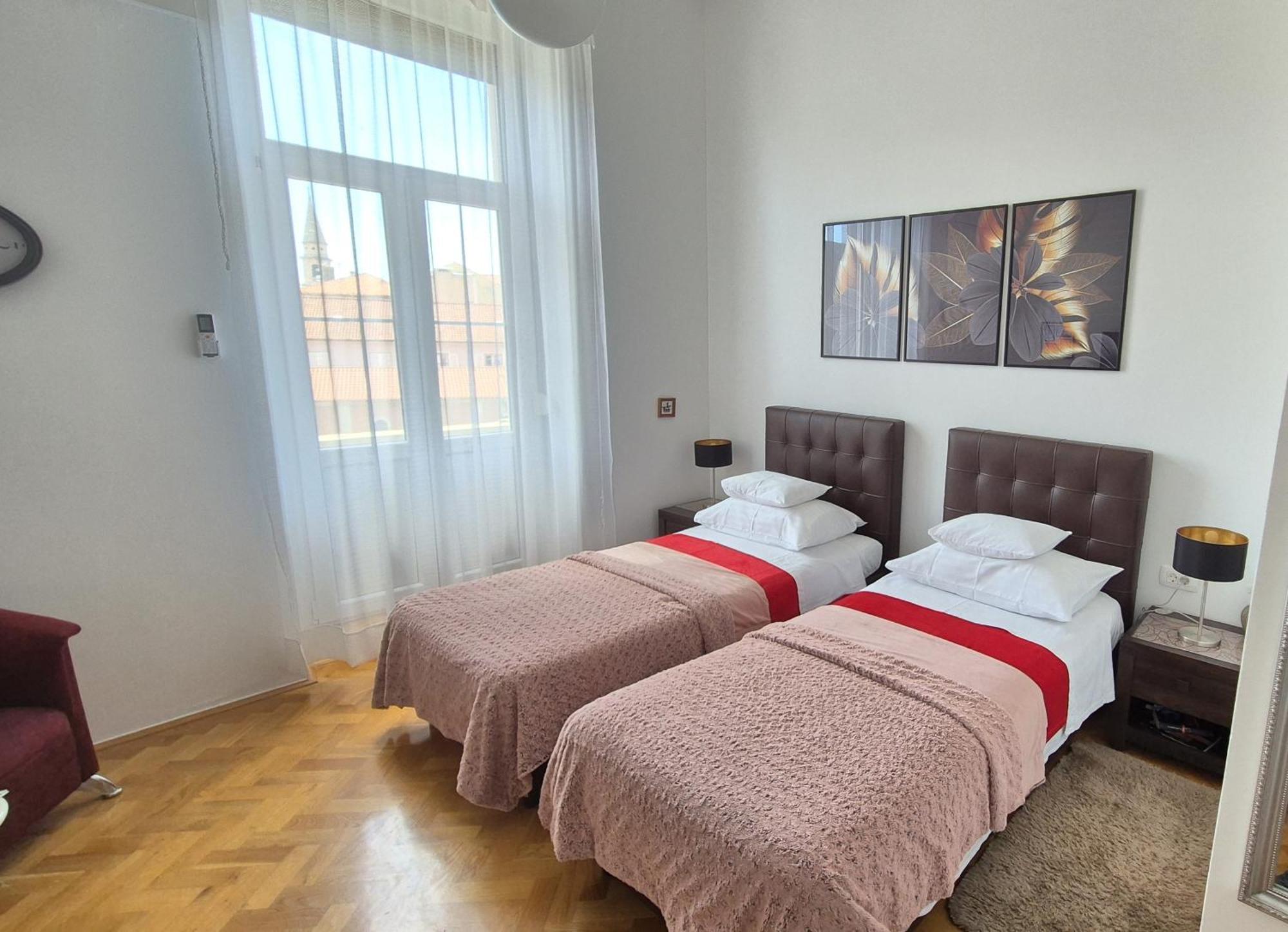 Rooms Tisa Old Town Задар Екстериор снимка